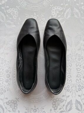 COACH And Four Classic Leather Ballet Black Flat Women’s Size 7 Slip-On Shoes